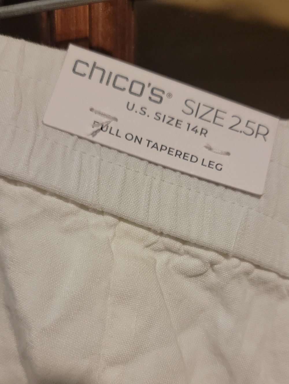 Chico's White Pull-On Wide-Leg Jeans